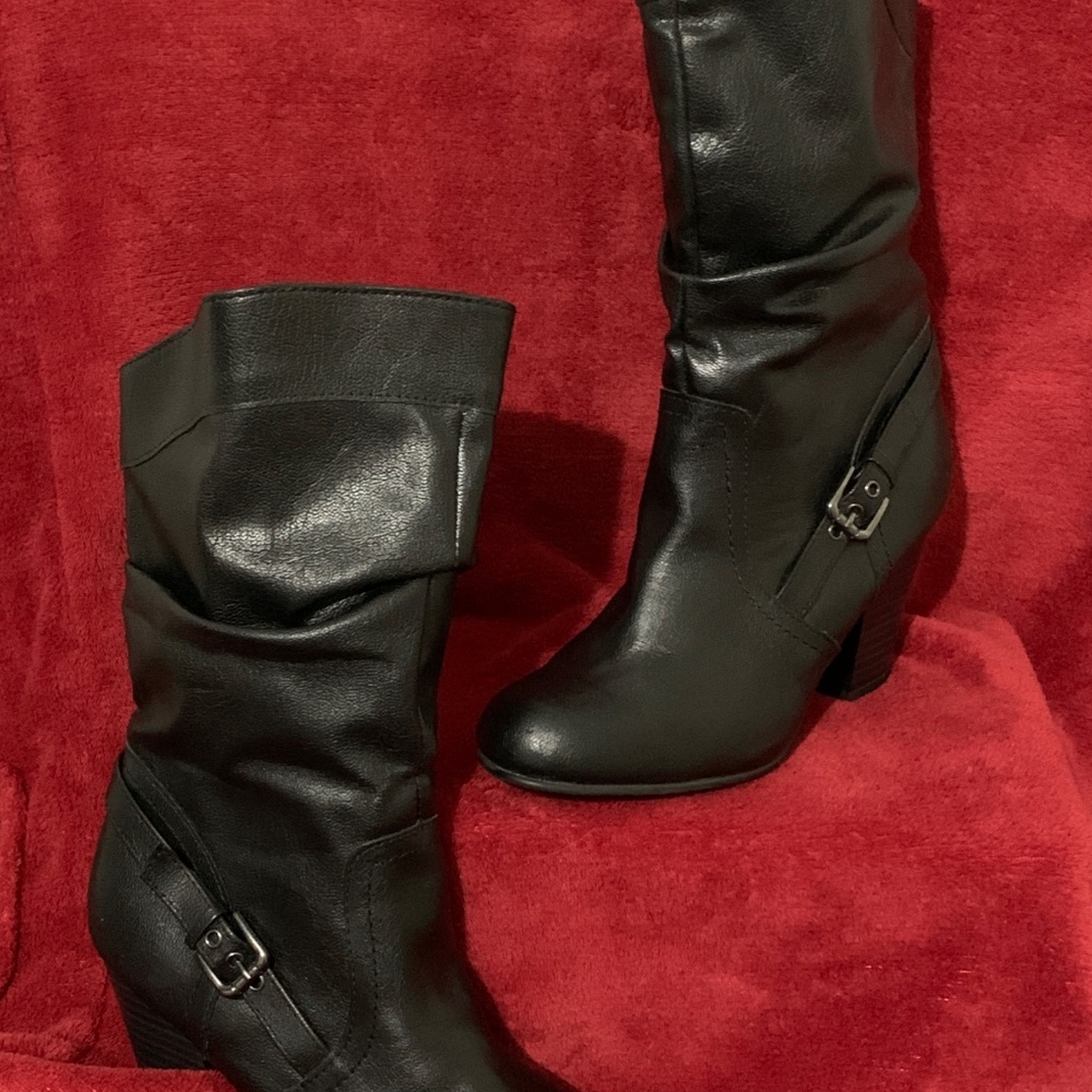 Ladies Faded Glory Leather Boots - Picture 2 of 14